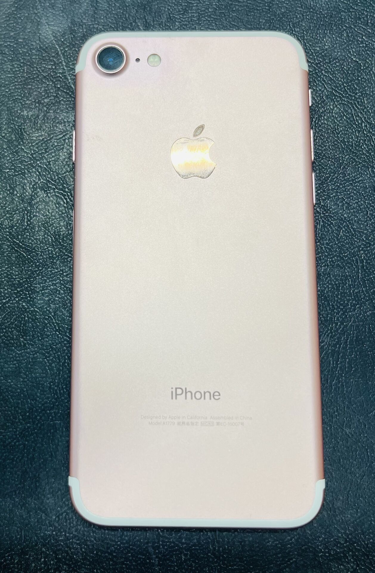 加須市、羽生市、その近隣にお住いの方からiPhoneをお買取りさせていただきました。